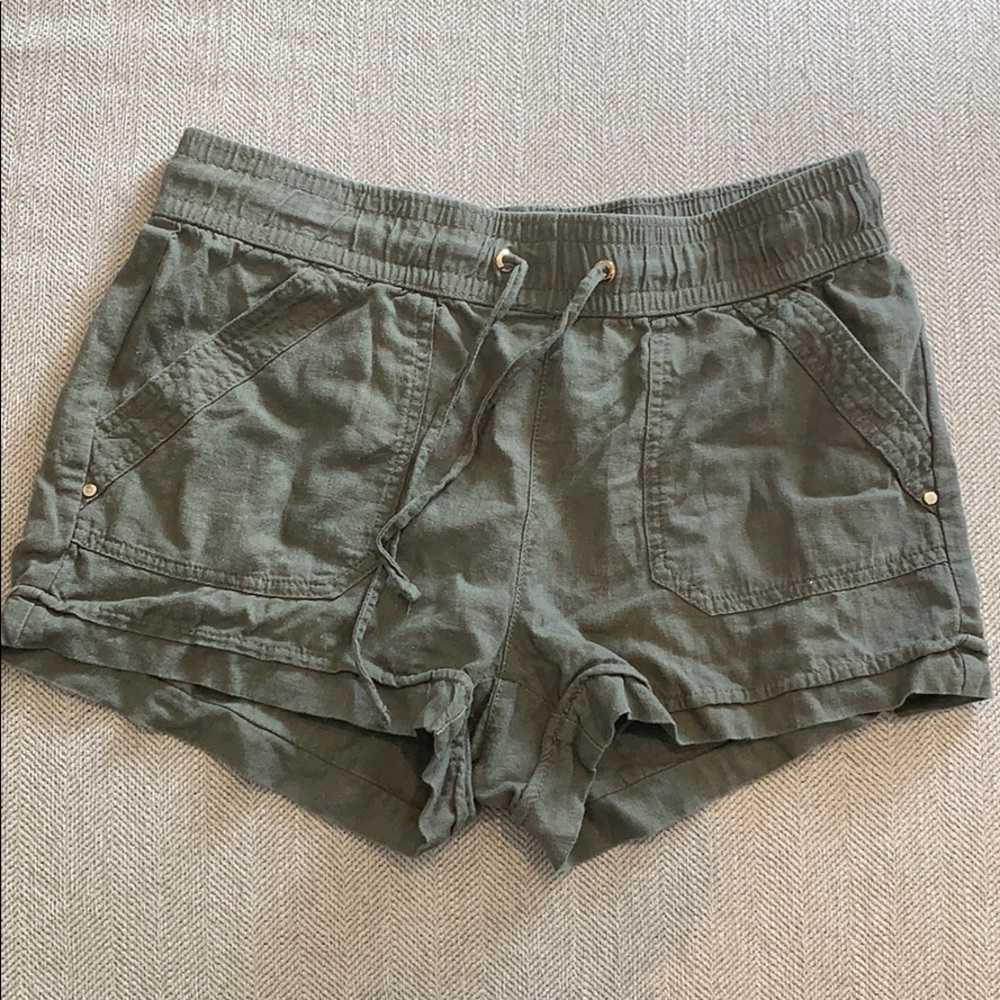 Linen shorts